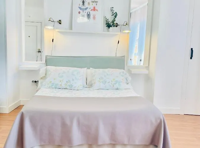 Apartment Atico Luz De Station Parking Free Center